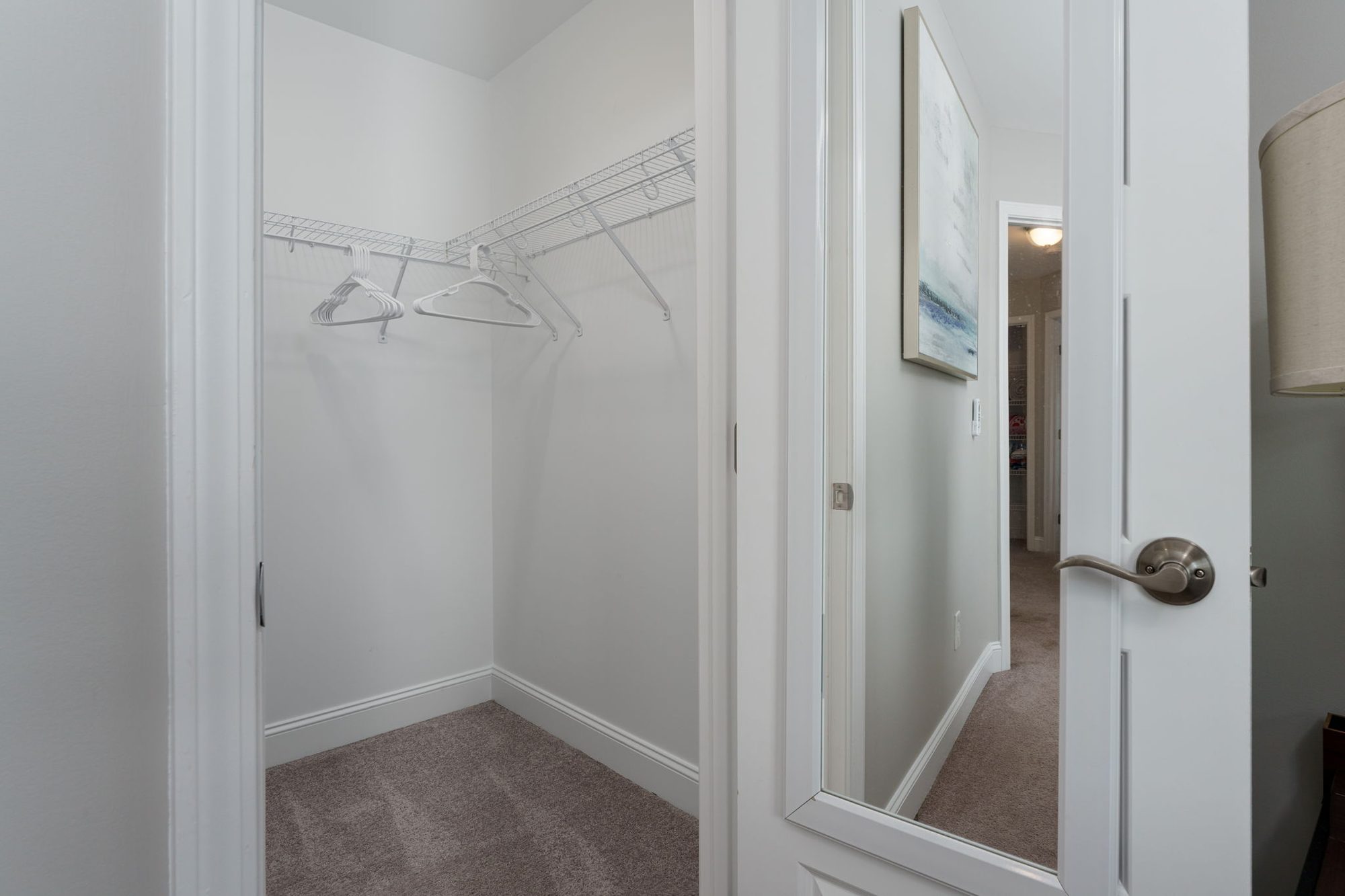 Queen bedroom — additional angle